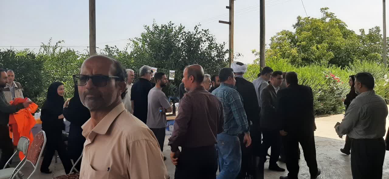 رزمایش پدافند غیرعامل علیه مگس میوه مدیترانهای رزمایش پدافند غیرعامل علیه مگس میوه مدیترانهای
