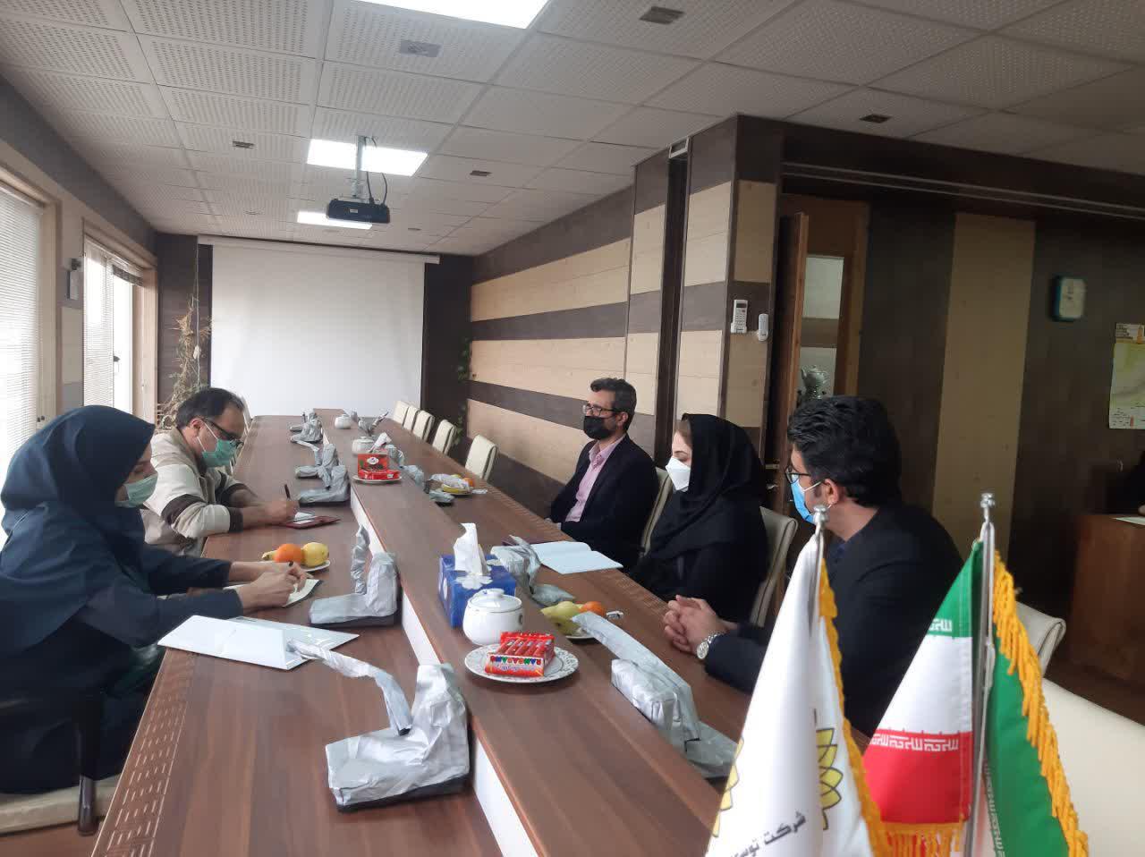 بازدید مسئولین محترم موسسه تحقیقات ثبت و گواهی بذر و نهال کشور