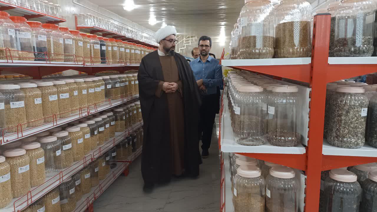 حضور سرپرست محترم حوزه نمایندگی ولی فقیه سازمان جهاد کشاورزی استان مازندران در مرکز تحقیقات 