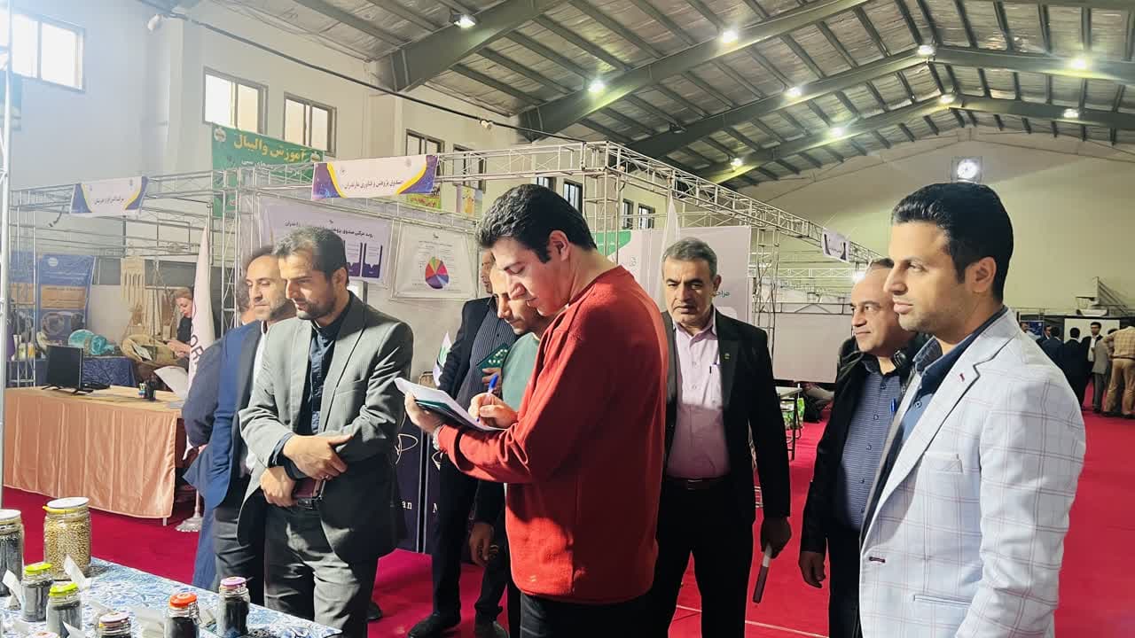 حضور در هشتمین فن بازار و نمایشگاه دستاوردهای پژوهشی مازندران