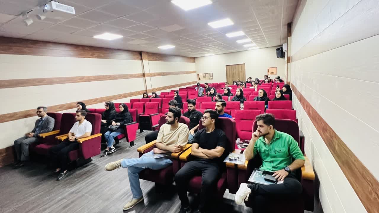 بازدید علمی دانشجویان رشته گیاهپزشکی  از مرکز تحقیقات شرکت توسعه کشت دانه های روغنی 