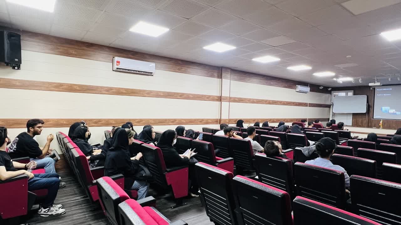 بازدید علمی دانشجویان رشته گیاهپزشکی  از مرکز تحقیقات شرکت توسعه کشت دانه های روغنی 