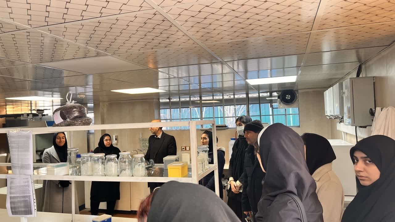 بازدید دانشجویان  نخبه دانشگاه علوم کشاورزی و منابع طبیعی ساری از مرکز تحقیقات 